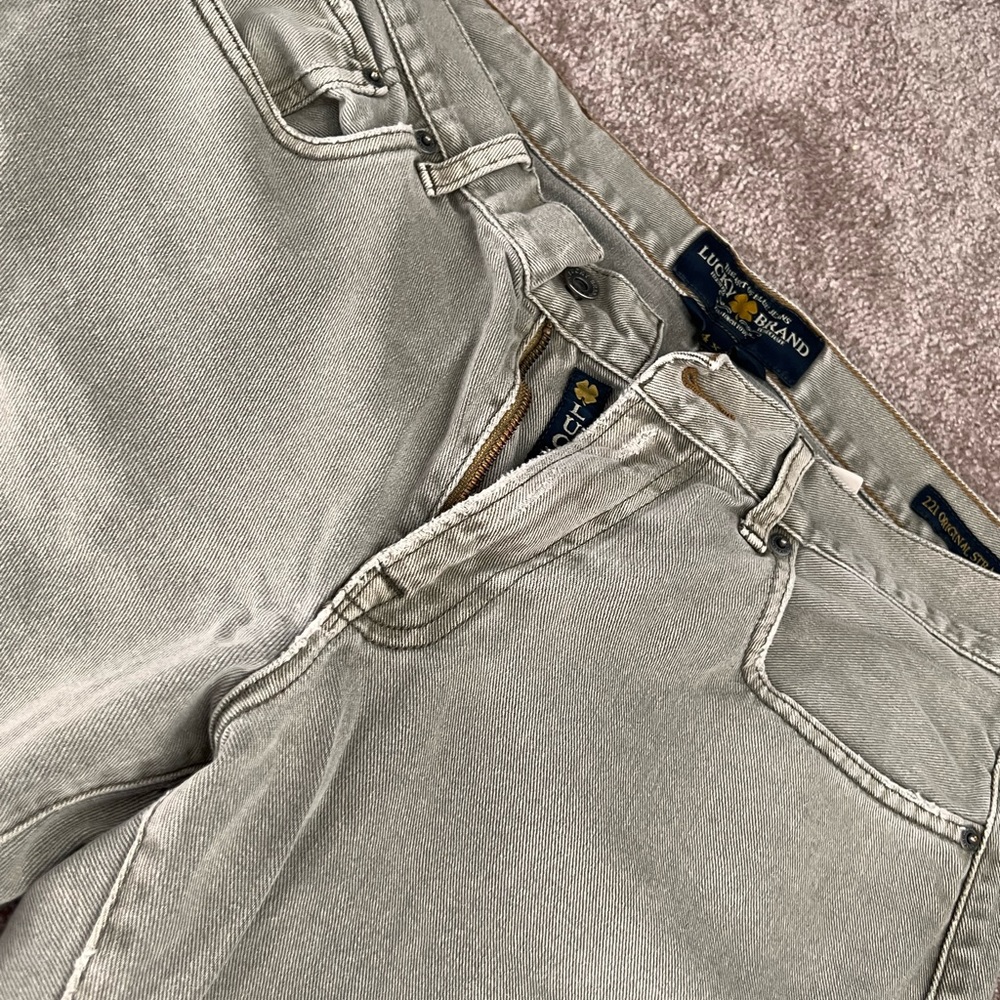Jeans